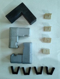 消防箱的内外角的联接塑胶转角，玻璃门的玻璃卡