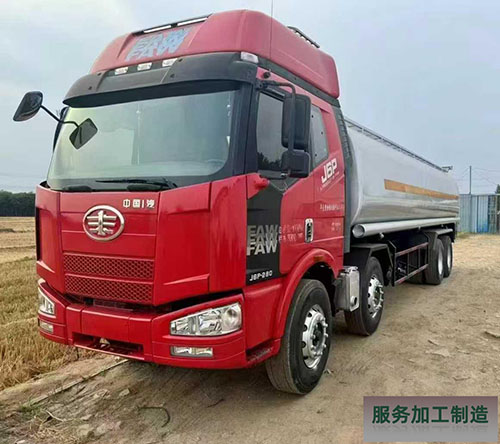 前四后八 30吨油罐车，二手油罐车优惠出售